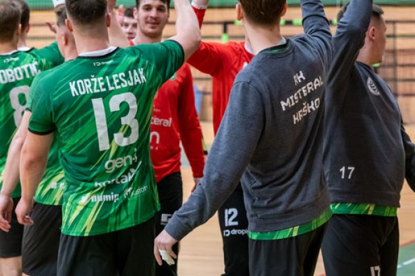 rk-misteral-krško-vs-rk-drava-ptuj-playoff-15111B42407-D59E-A157-76E0-2B40A650E562.jpg